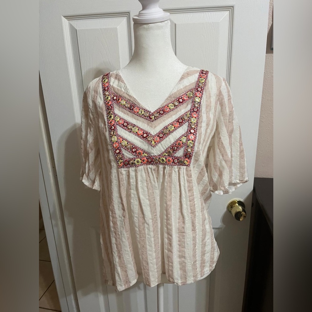 (L) Floral Embroidered Striped Women's Top